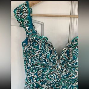 Mac Duggal Pageant Dress Sz4 Sequin